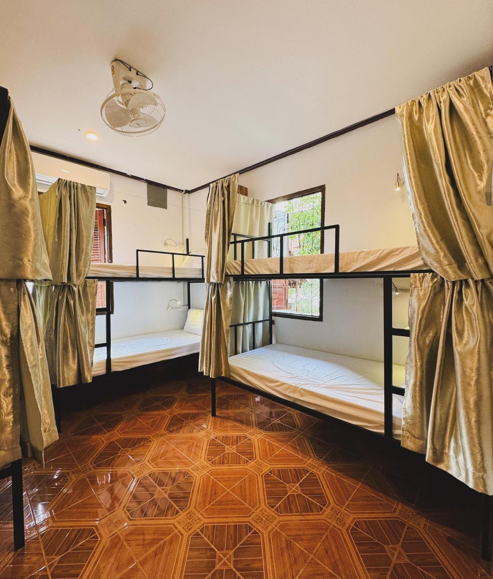Sabai Sabai Luang Prabang Hostel Екстериор снимка