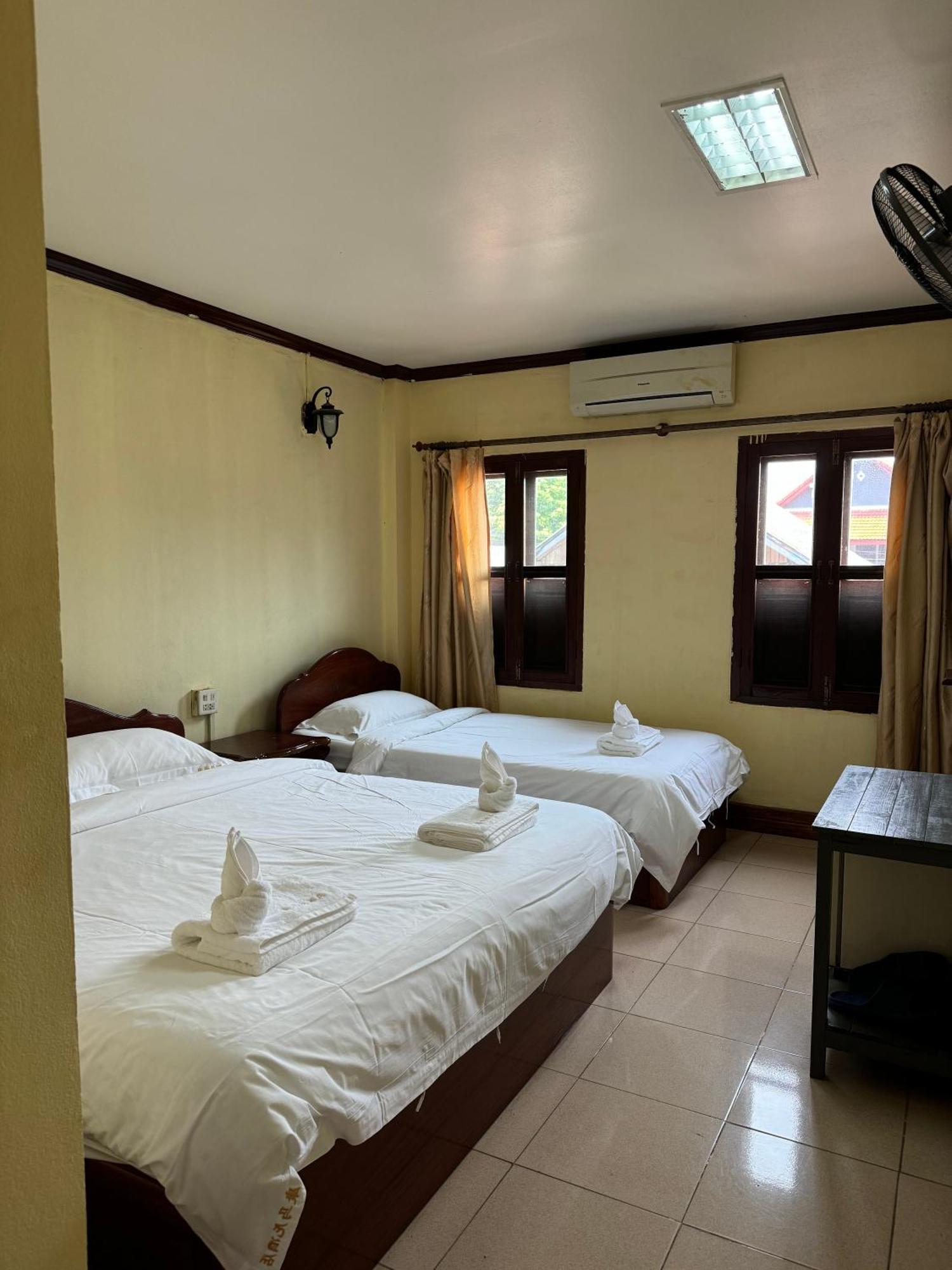 Sabai Sabai Luang Prabang Hostel Екстериор снимка